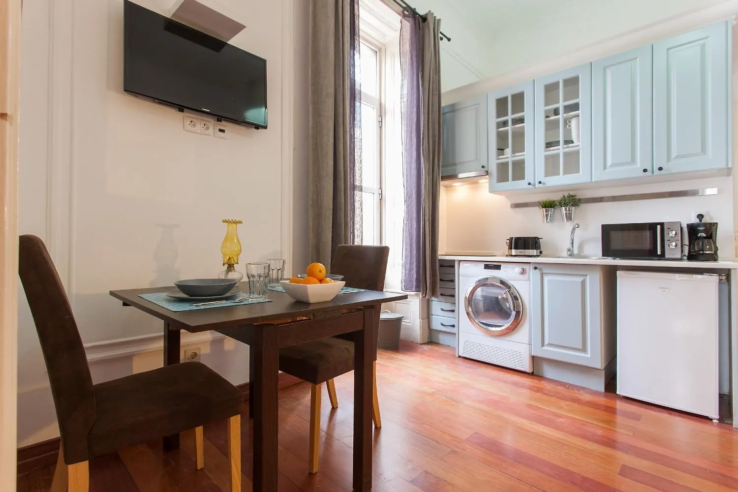 Palma 1 Bed Room Apartment Located Central Lisbon